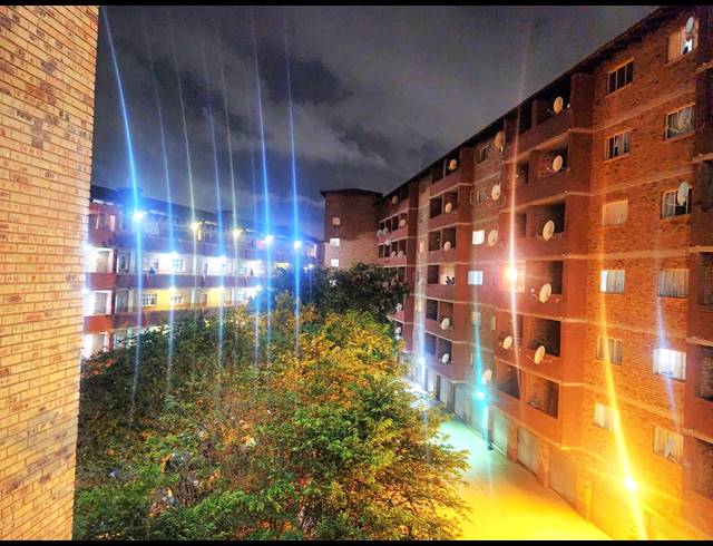 2 BEDROOM APARTMENT FOR SALE IN ZWARTKOP